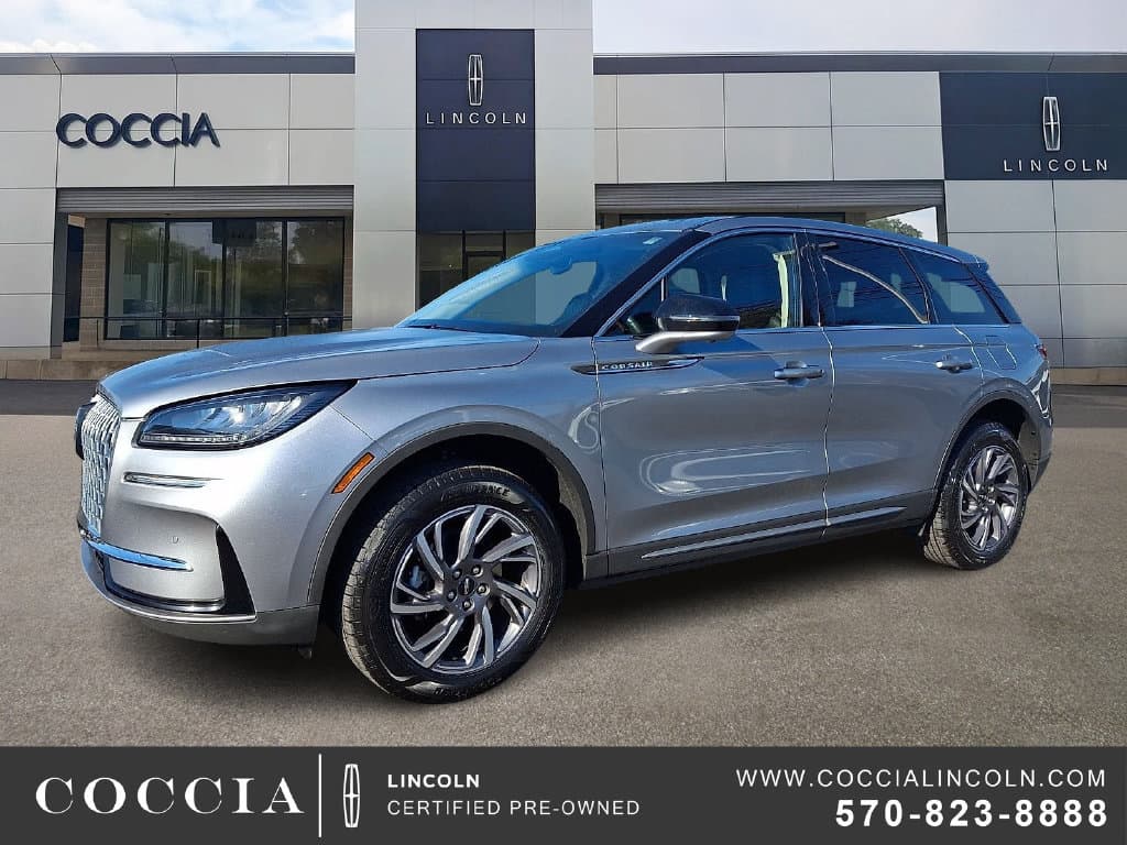 2023 Lincoln Corsair Standard — photo 1 of 31