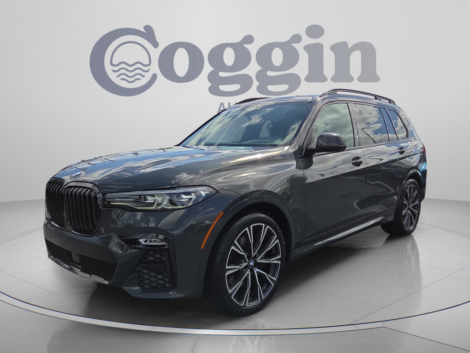 2021 BMW X7 xDrive40i — photo 1 of 41