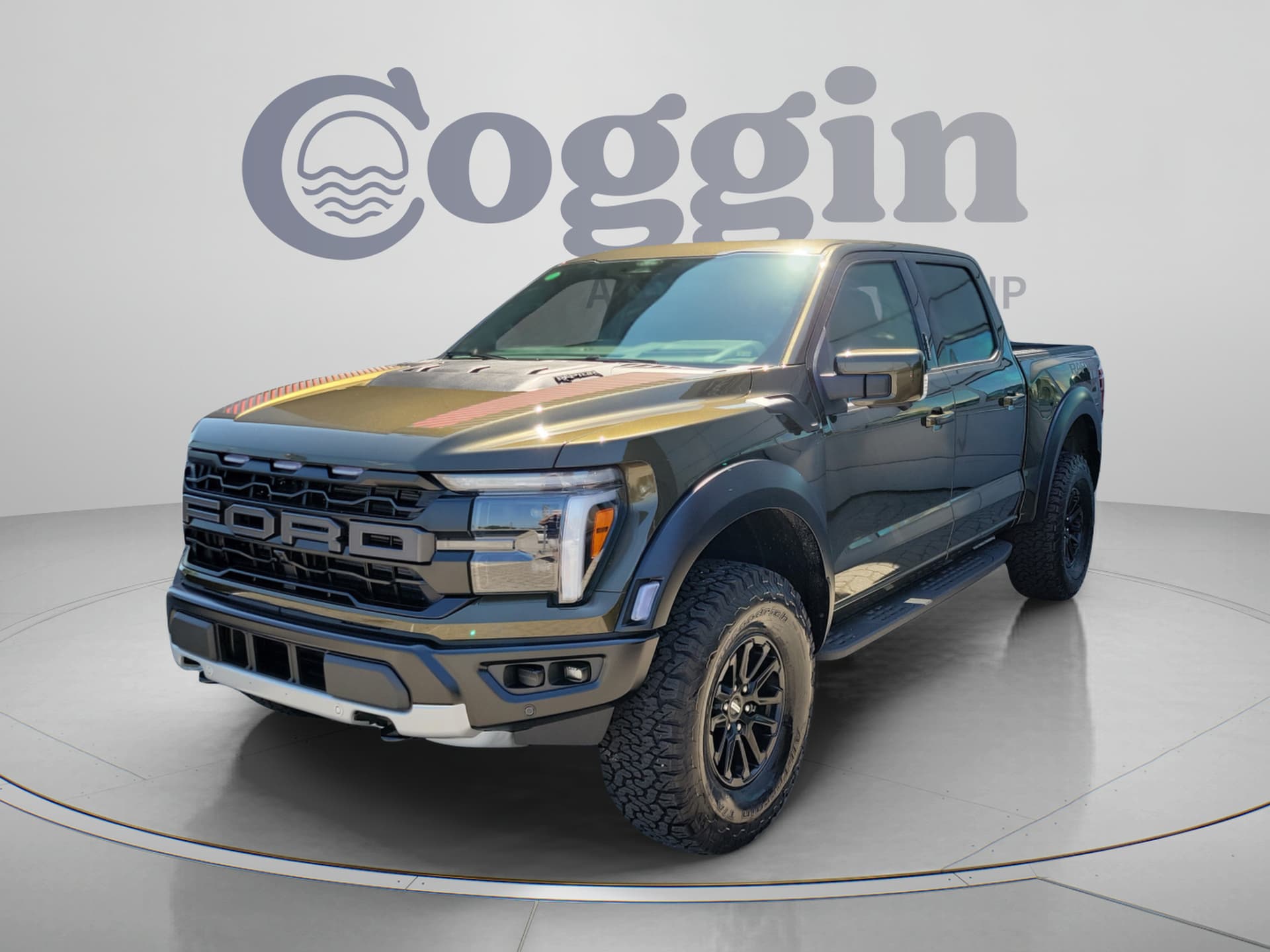 2026 Ford F-150 Raptor — photo 1 of 32