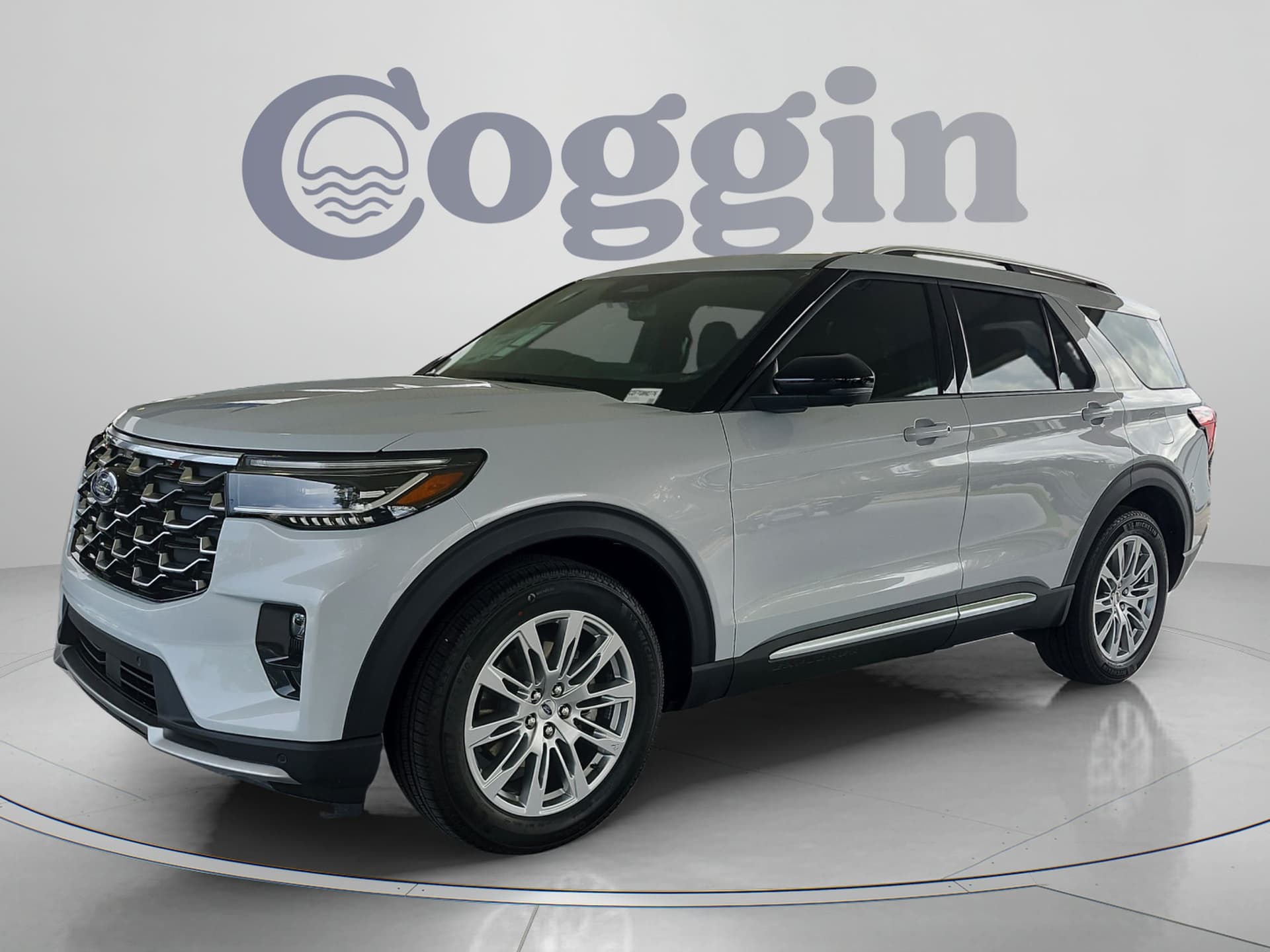 2026 Ford Explorer Platinum — photo 1 of 62