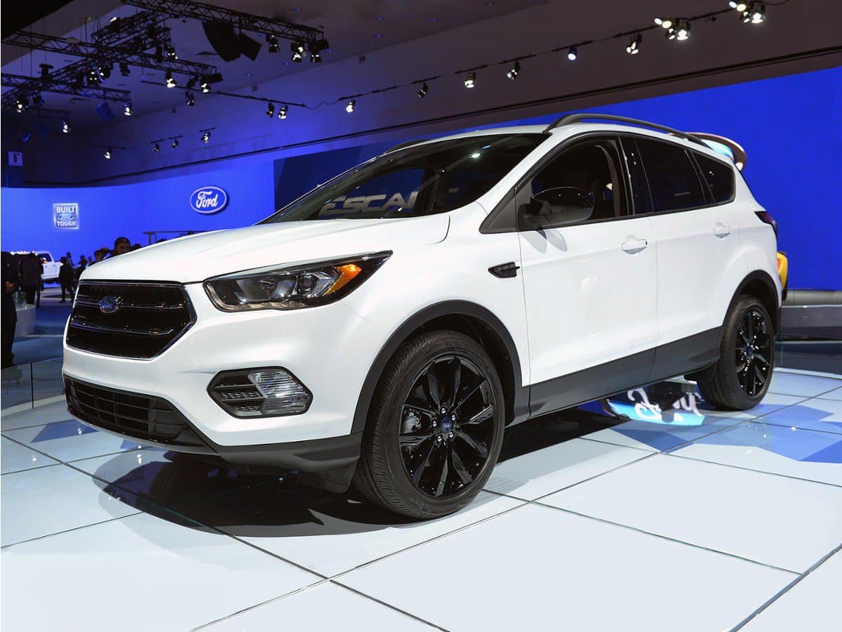 2017 Ford Escape Titanium — photo 1 of 2
