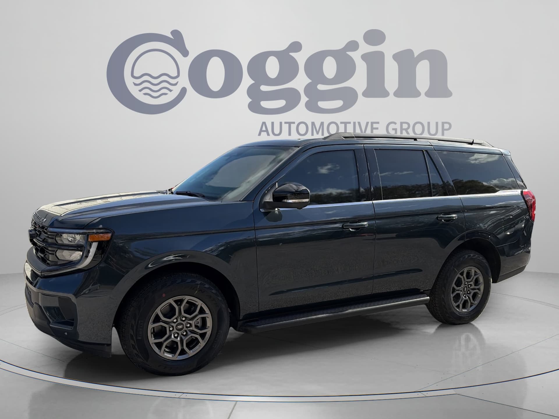 2026 Ford Expedition Active — photo 1 of 63