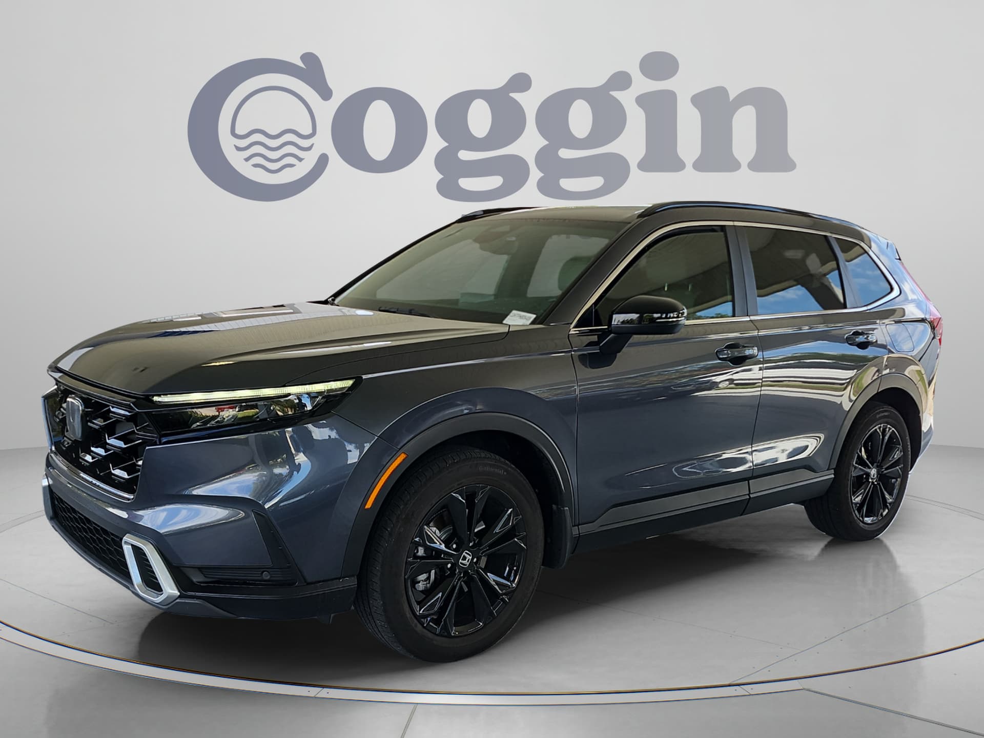 2023 Honda CR-V Hybrid Sport Touring — photo 1 of 32