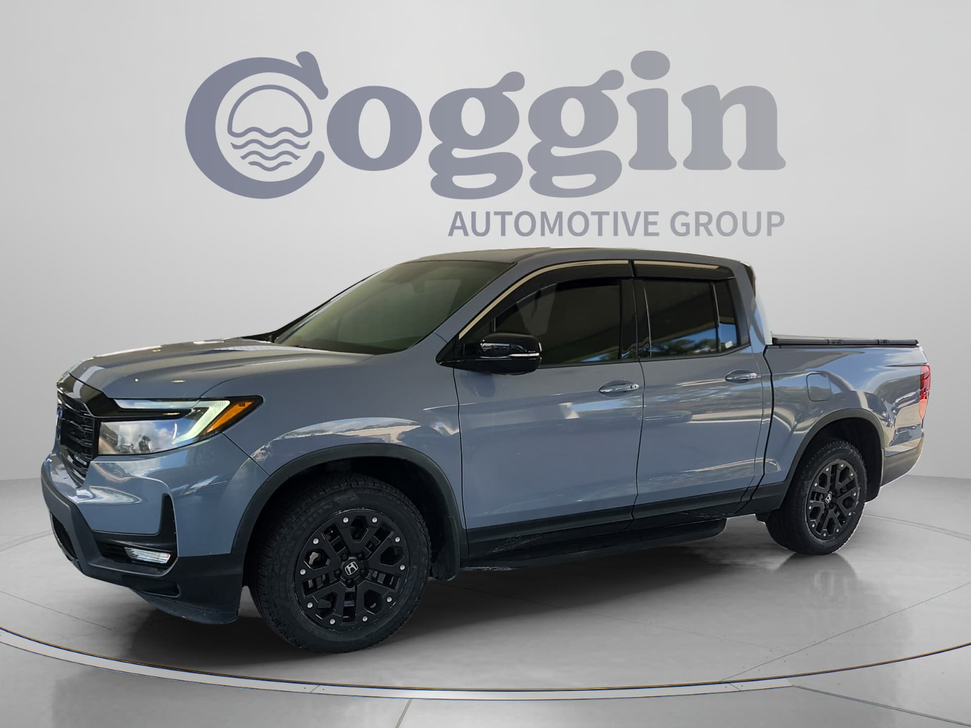 2023 Honda Ridgeline Black Edition — photo 1 of 34