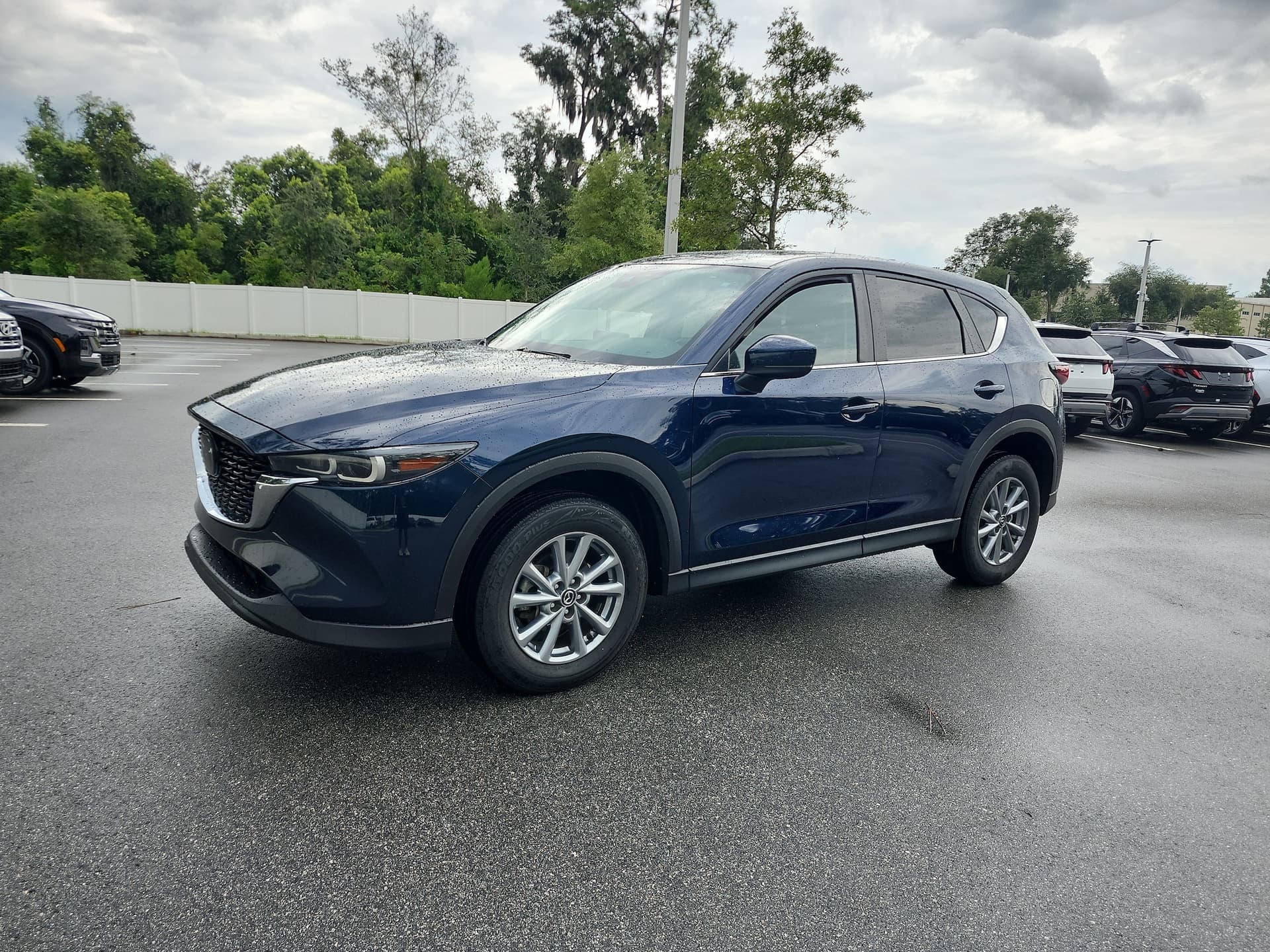 2023 Mazda CX-5 2.5 S Select Package — photo 1 of 32