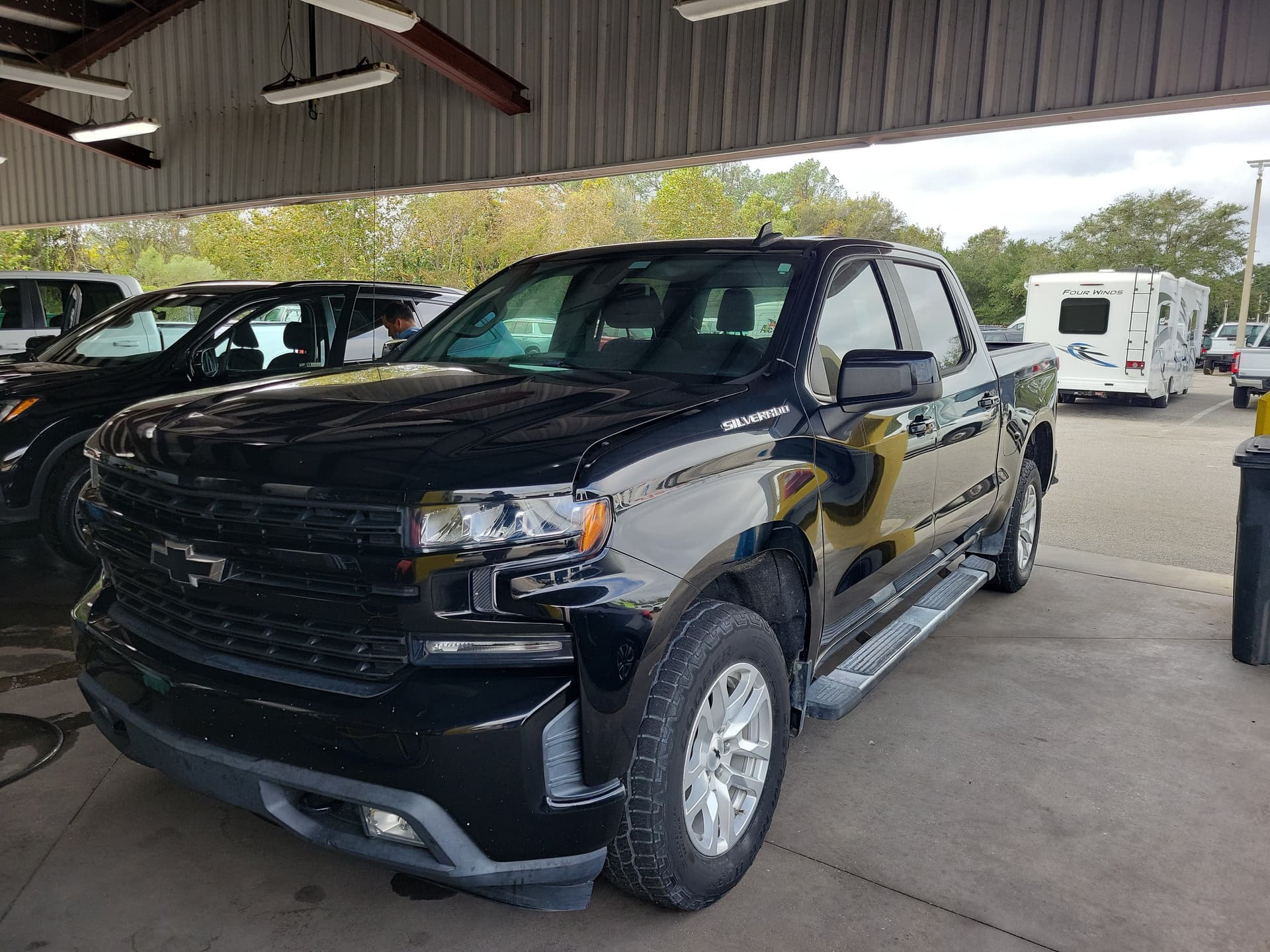 2019 Chevrolet Silverado 1500 RST — photo 1 of 5