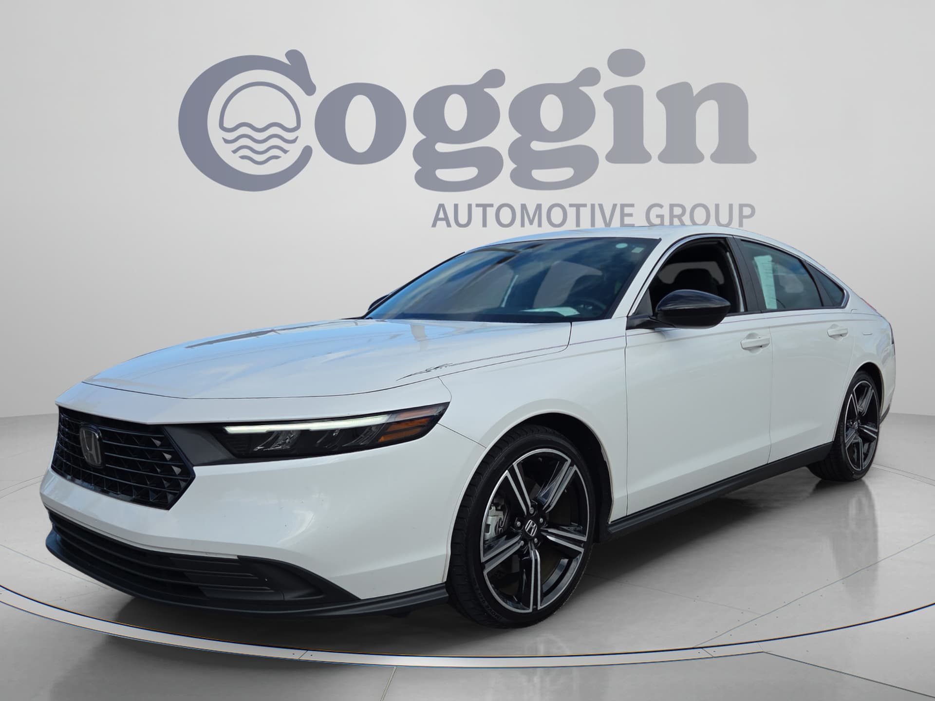 2025 Honda Accord Hybrid Sport — photo 1 of 41