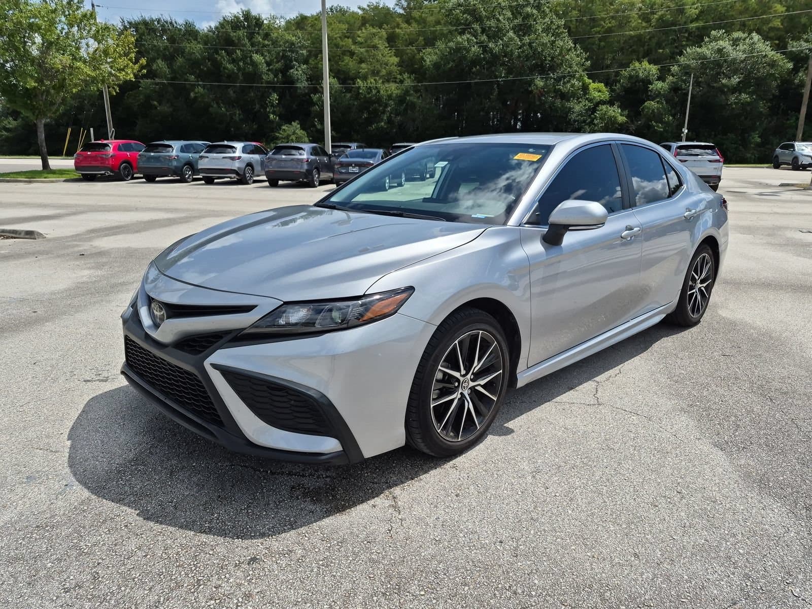 2024 Toyota Camry SE Nightshade — photo 1 of 32