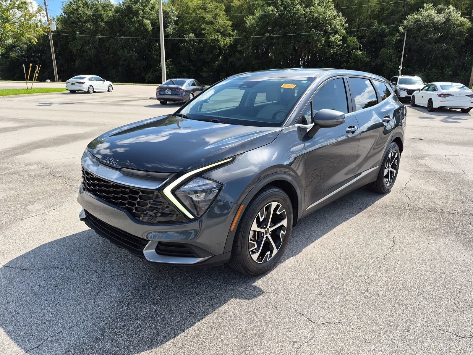 2023 Kia Sportage EX — photo 1 of 31