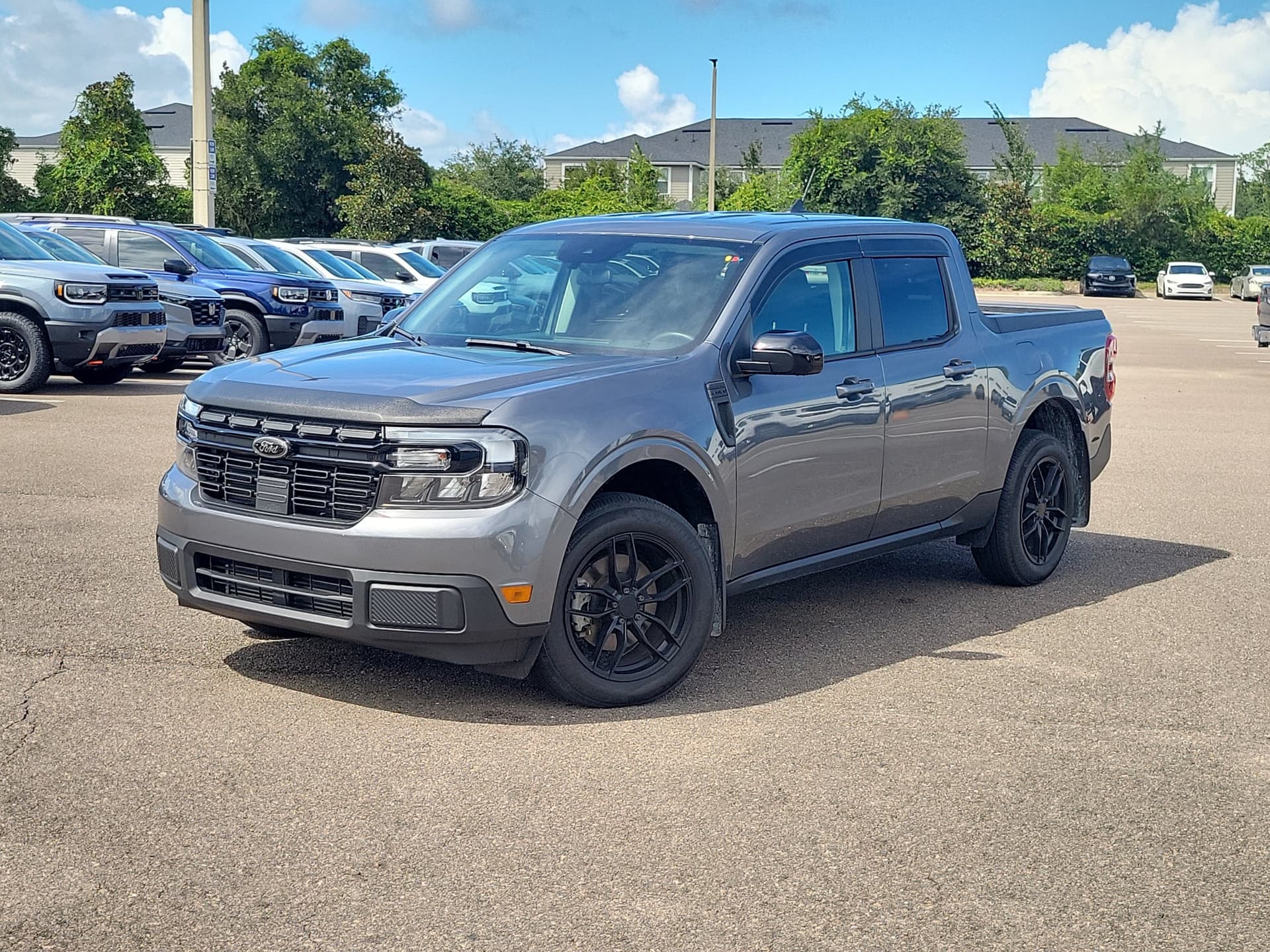2024 Ford Maverick LARIAT — photo 1 of 31