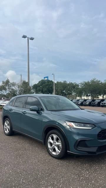 2024 Honda HR-V LX — photo 1 of 2