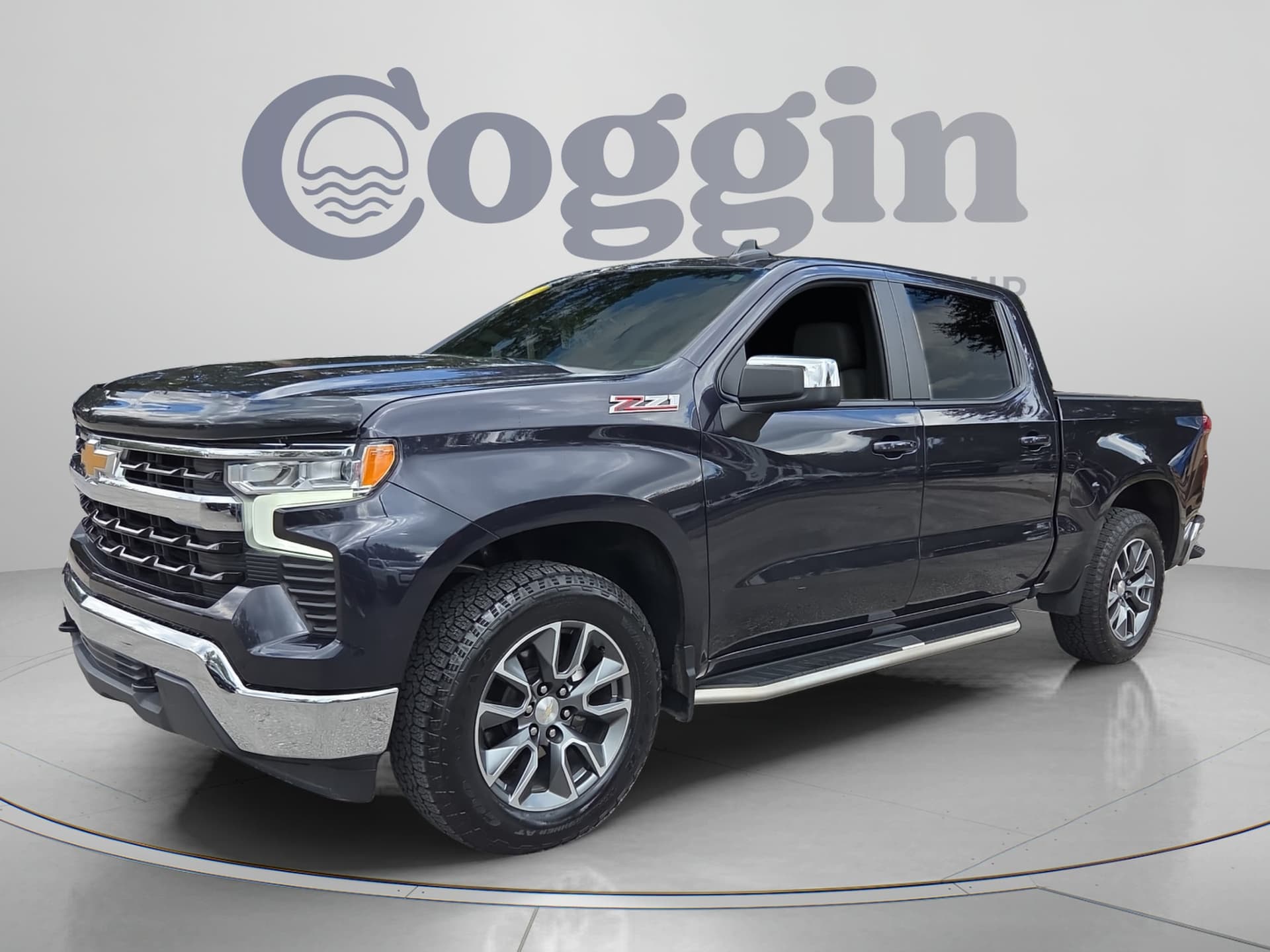 2024 Chevrolet Silverado 1500 LT — photo 1 of 35