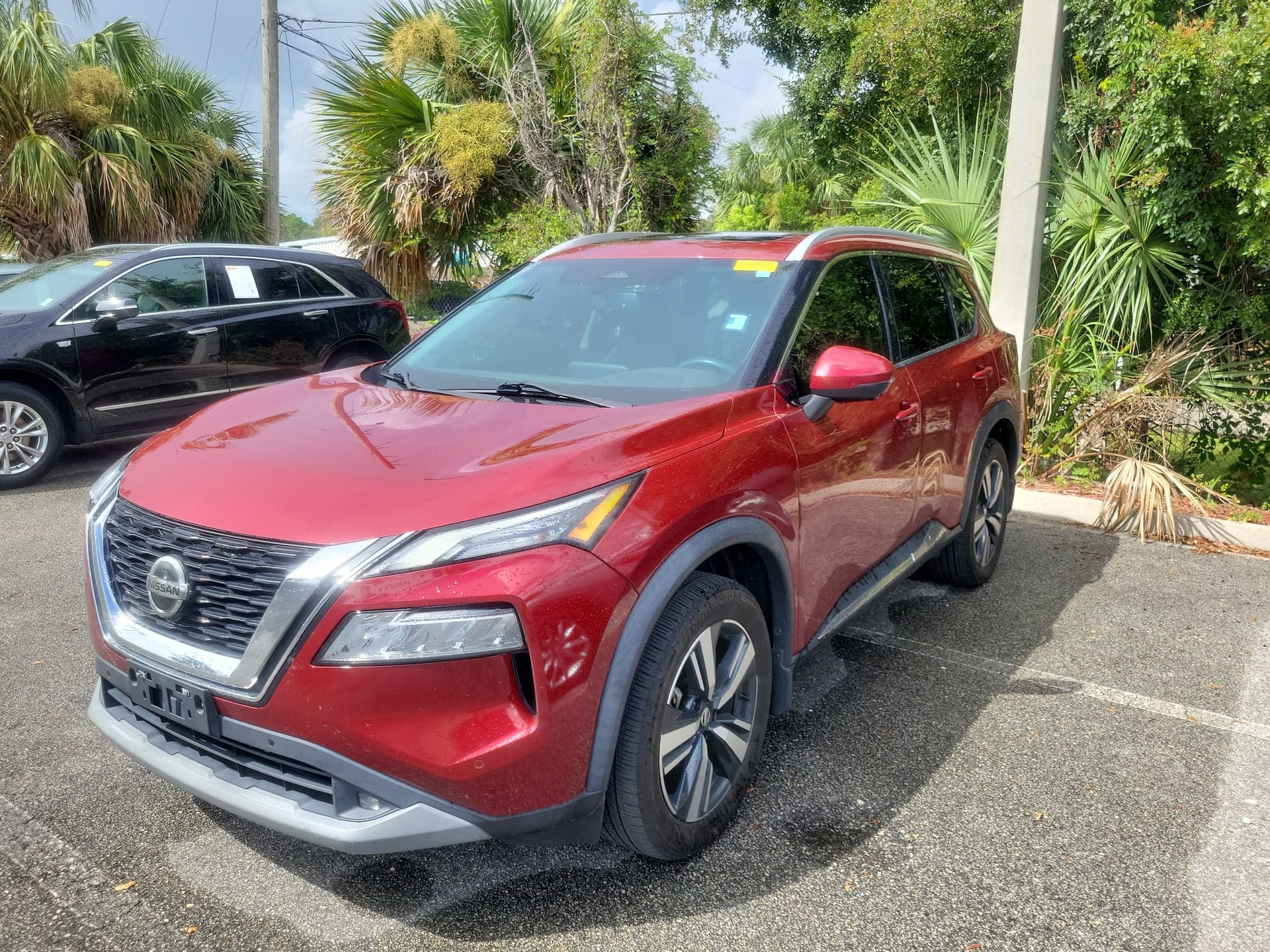 2021 Nissan Rogue SL — photo 1 of 31