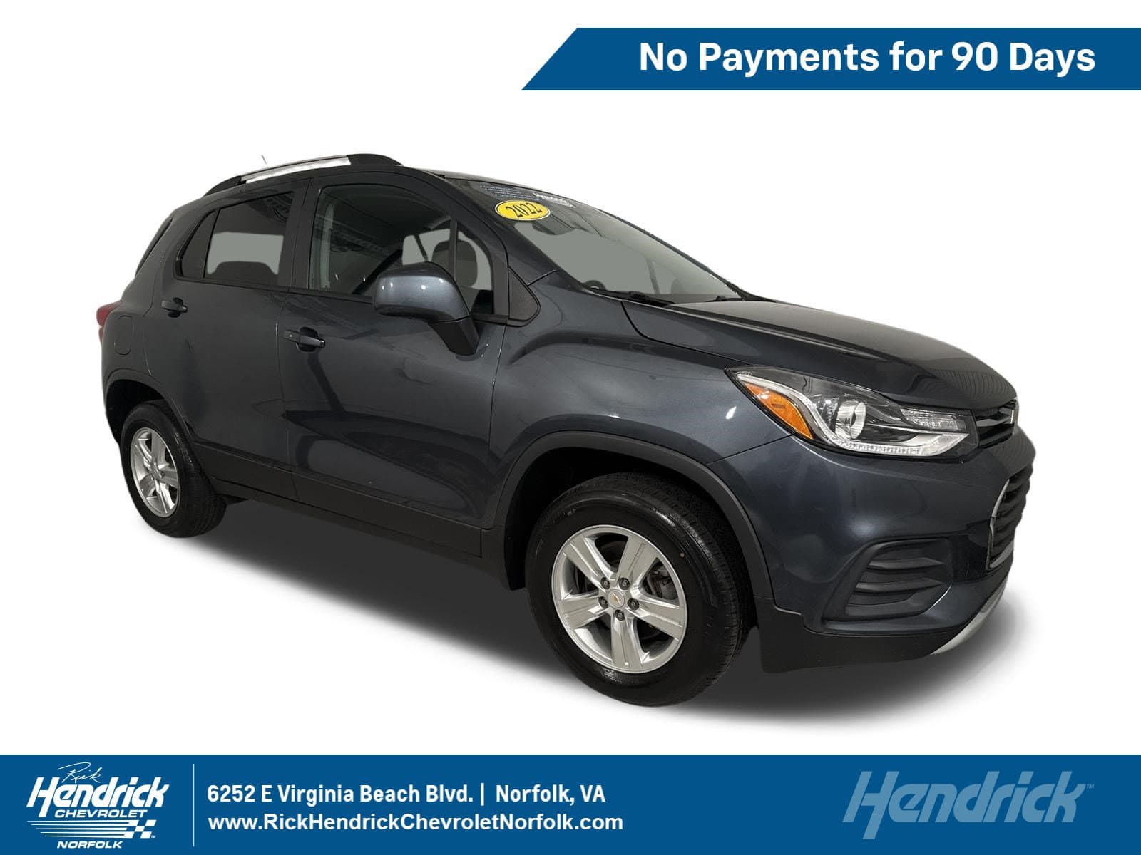 2022 Chevrolet Trax LT — photo 1 of 37