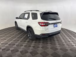 Extra Photo