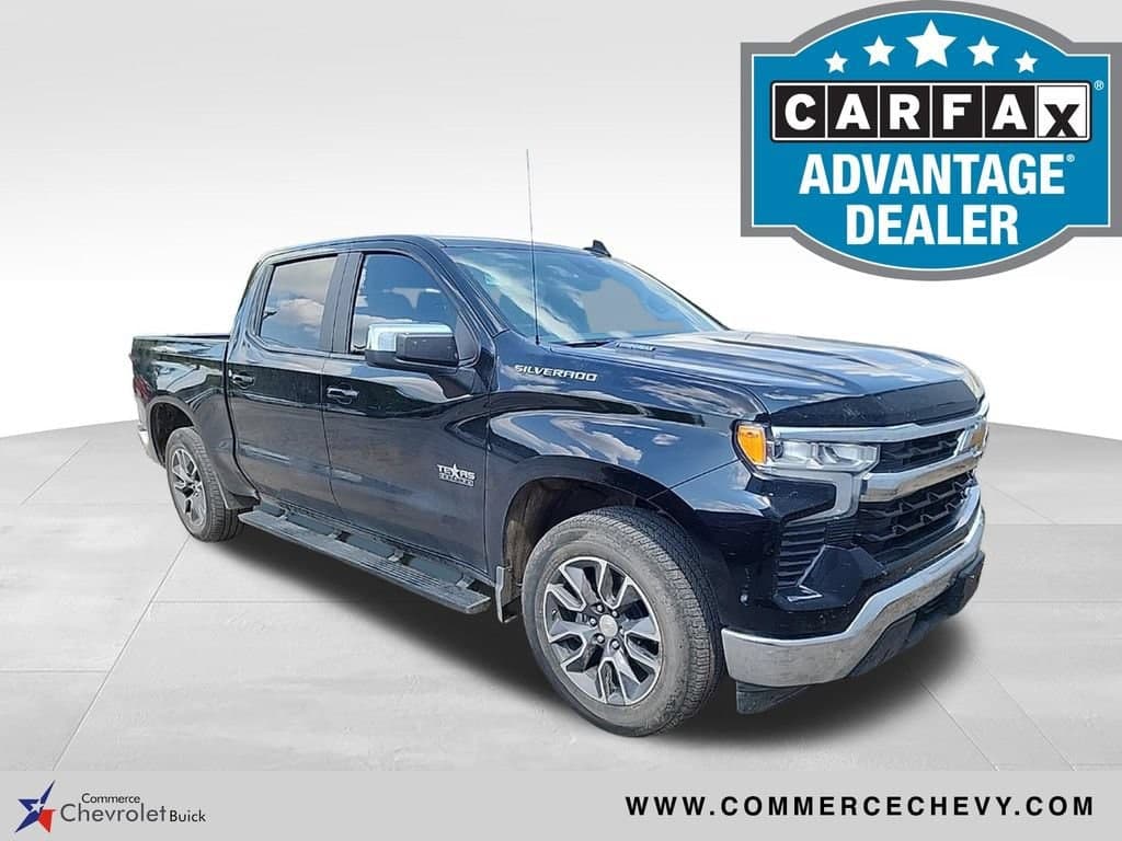 2024 Chevrolet Silverado 1500 LT — photo 1 of 6