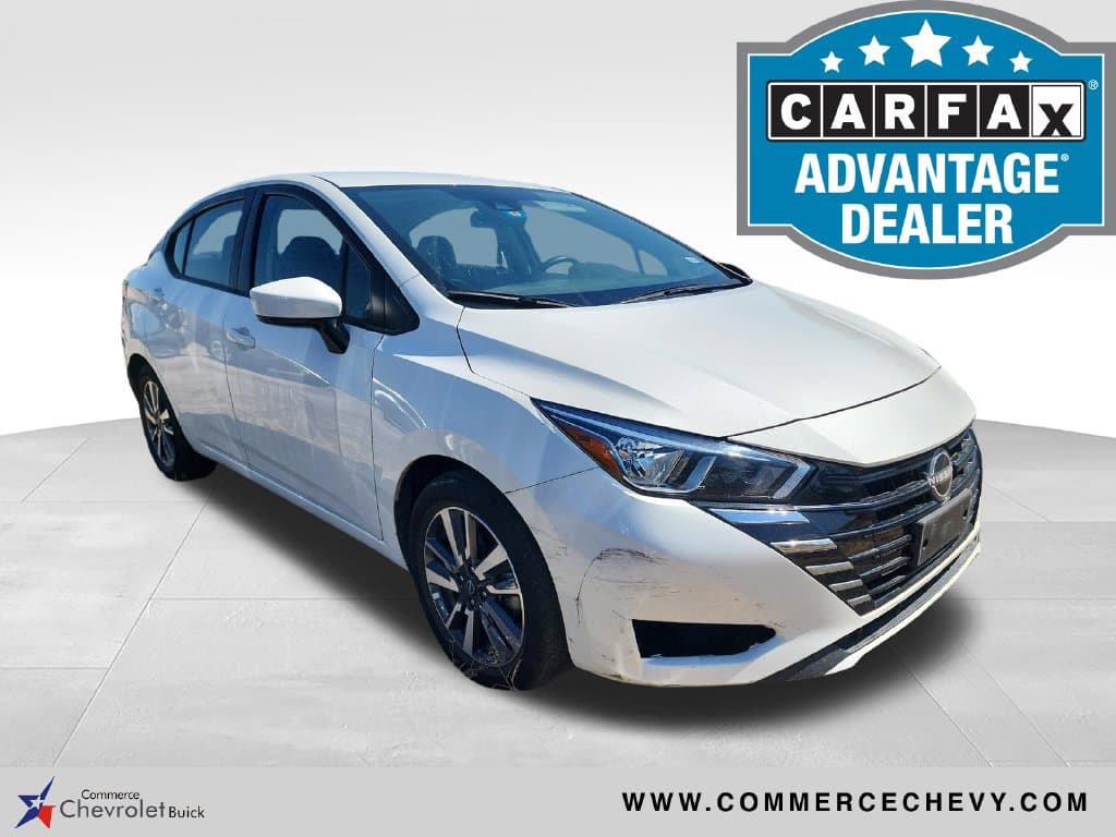 2024 Nissan Versa SV — photo 1 of 5