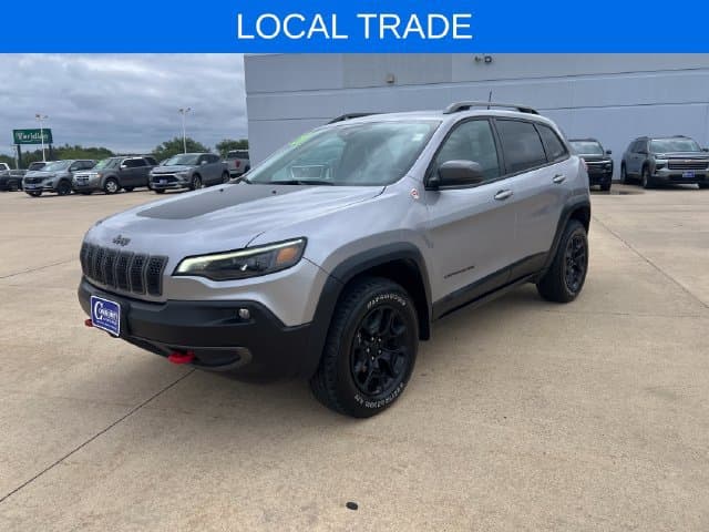 2021 Jeep Cherokee Trailhawk — photo 1 of 30
