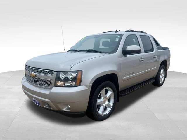 2007 Chevrolet Avalanche LTZ — photo 1 of 36