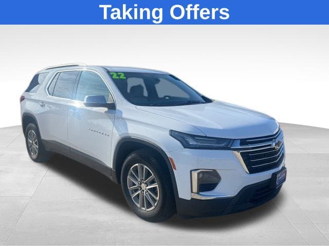 2022 Chevrolet Traverse LT Cloth — photo 1 of 35