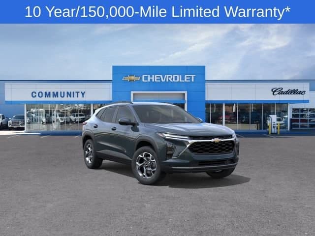 2026 Chevrolet Trax LT — photo 1 of 32