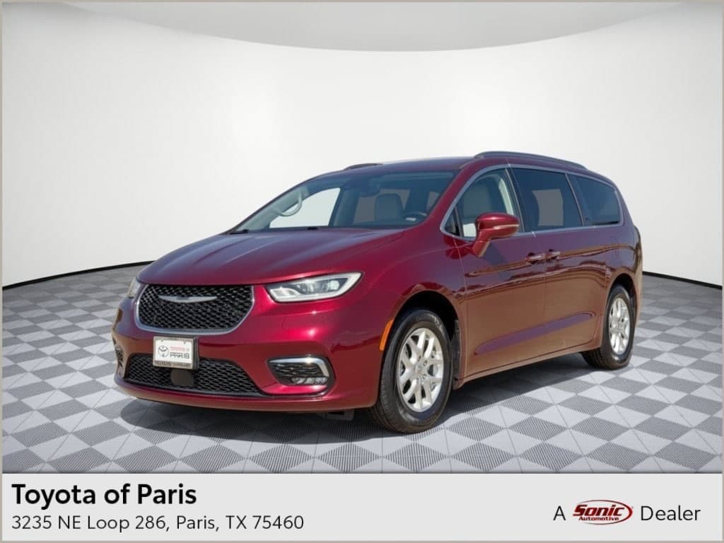 2021 Chrysler Pacifica Touring L — photo 1 of 31