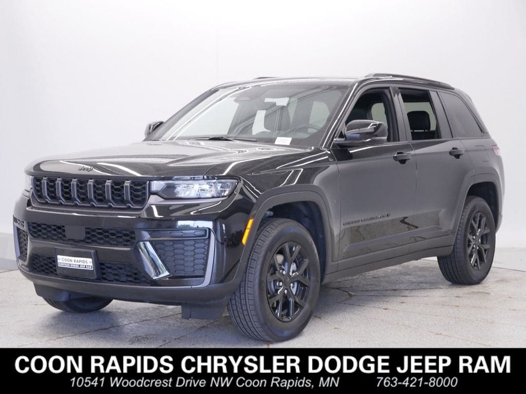 2026 Jeep Grand Cherokee Laredo Altitude — photo 1 of 41