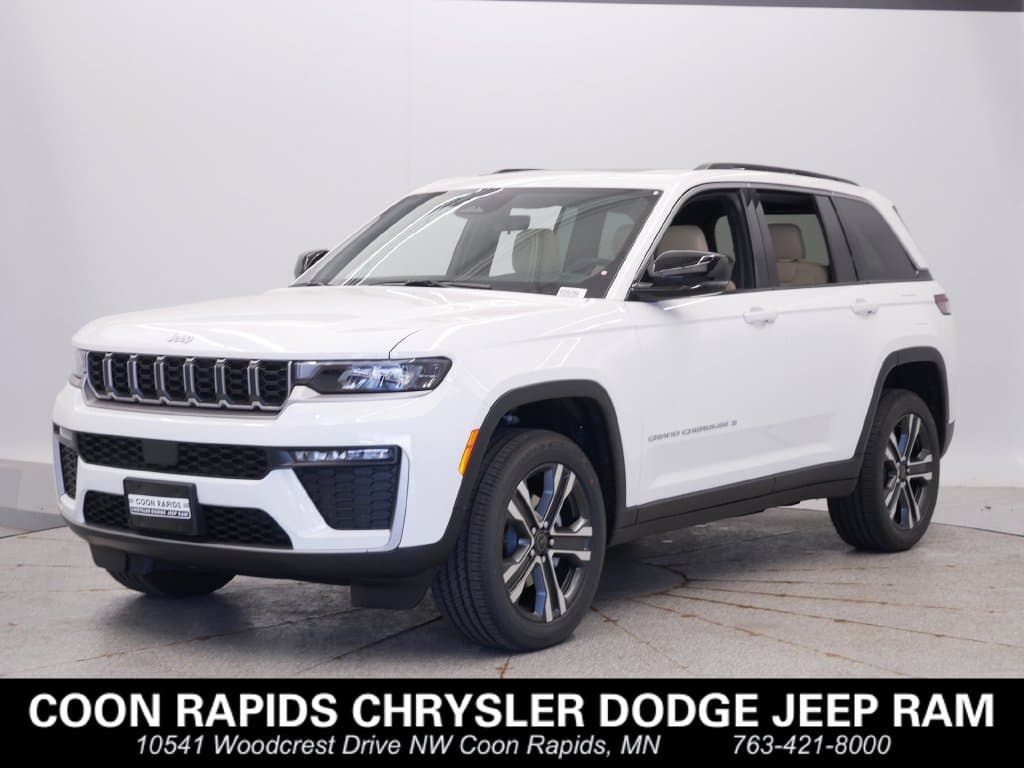 2027 Jeep Grand Cherokee Limited — photo 1 of 42