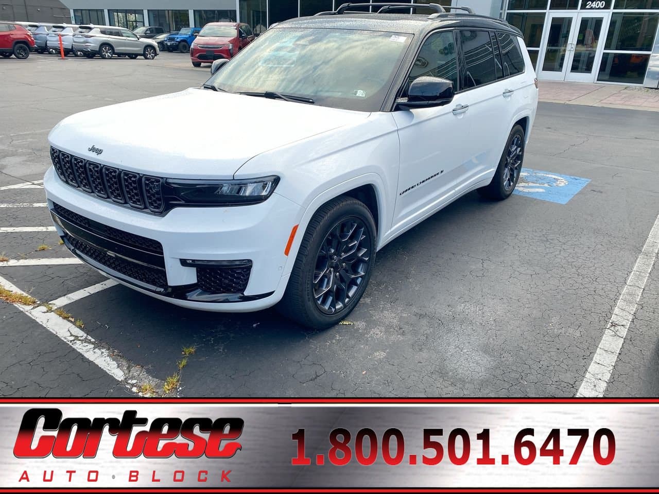 2024 Jeep Grand Cherokee L Summit Reserve — photo 1 of 4