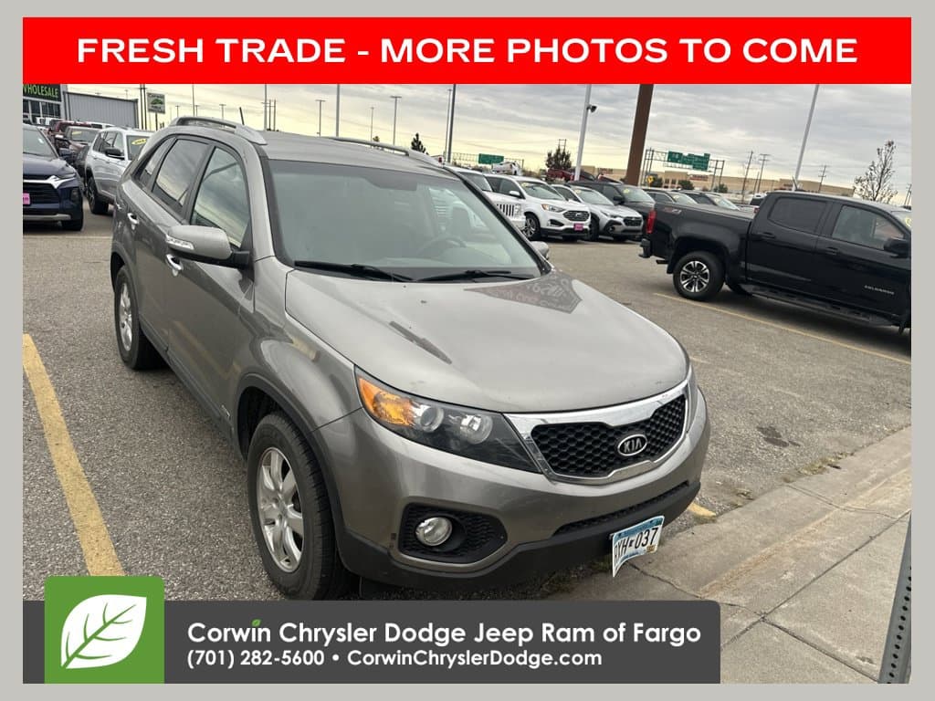 2012 Kia Sorento LX — photo 1 of 19