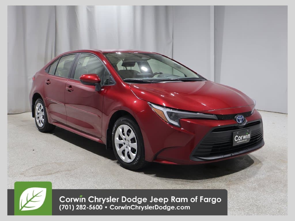 2025 Toyota Corolla Hybrid LE — photo 1 of 40