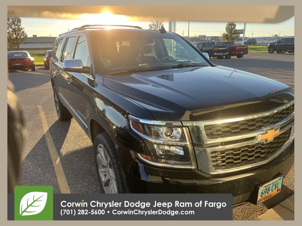 2017 Chevrolet Suburban Premier — photo 1 of 29