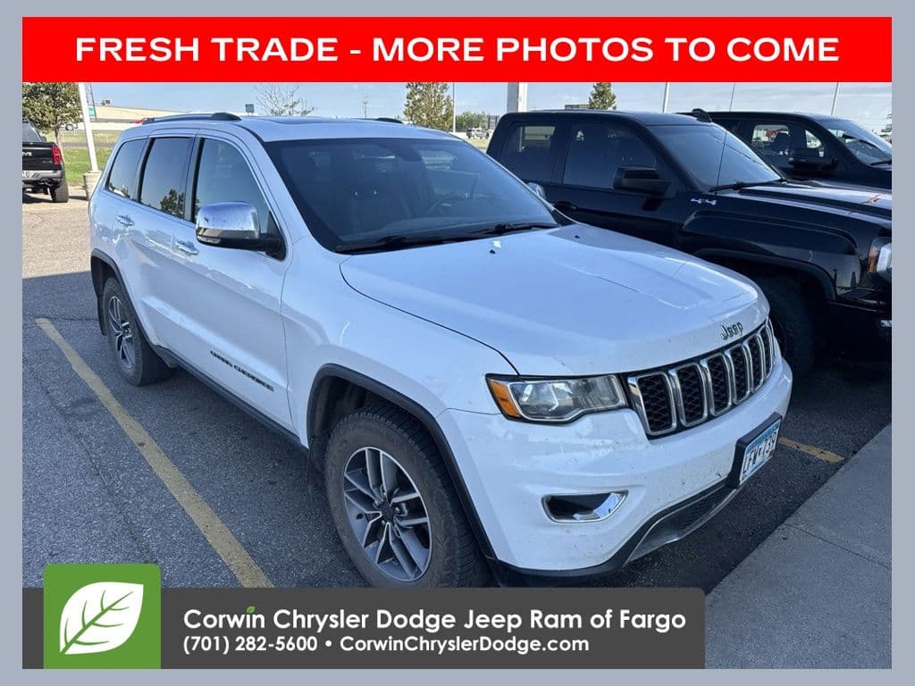 2021 Jeep Grand Cherokee Limited — photo 1 of 17