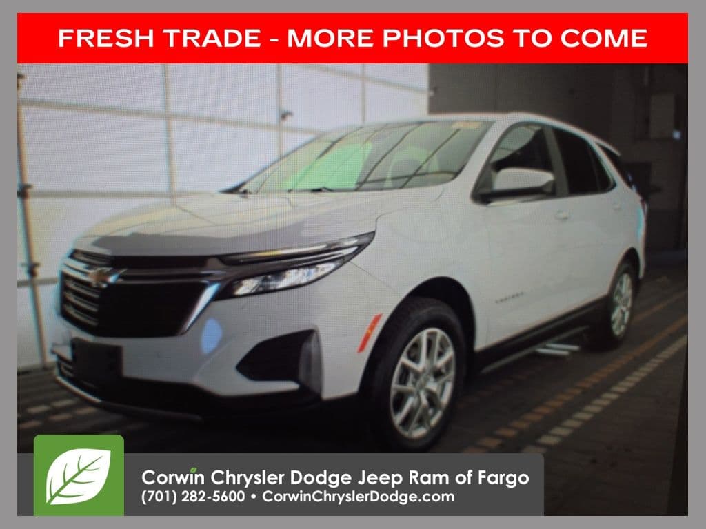 2022 Chevrolet Equinox LT — photo 1 of 18