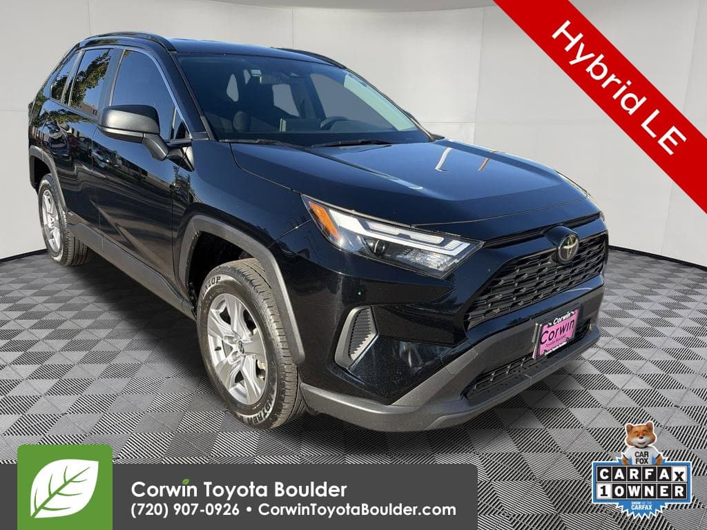2025 Toyota RAV4 Hybrid LE — photo 1 of 33
