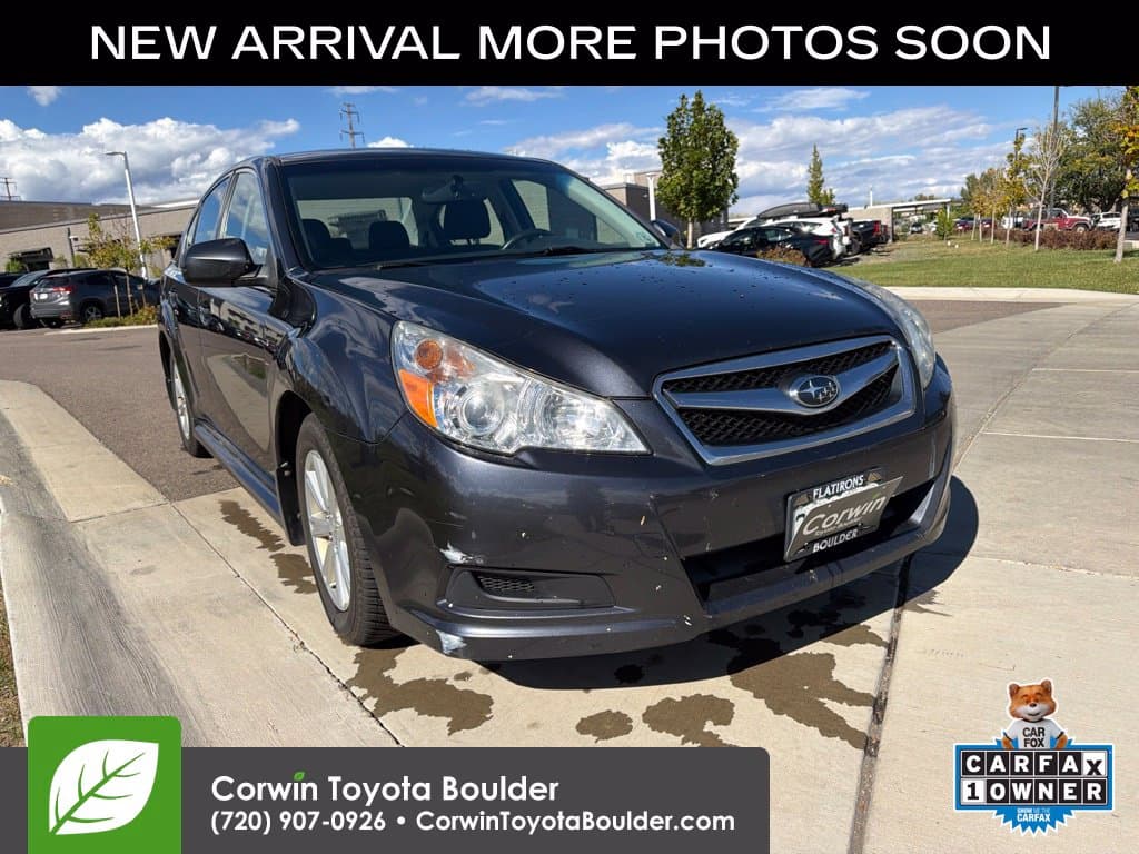 2012 Subaru Legacy 2.5i — photo 1 of 15