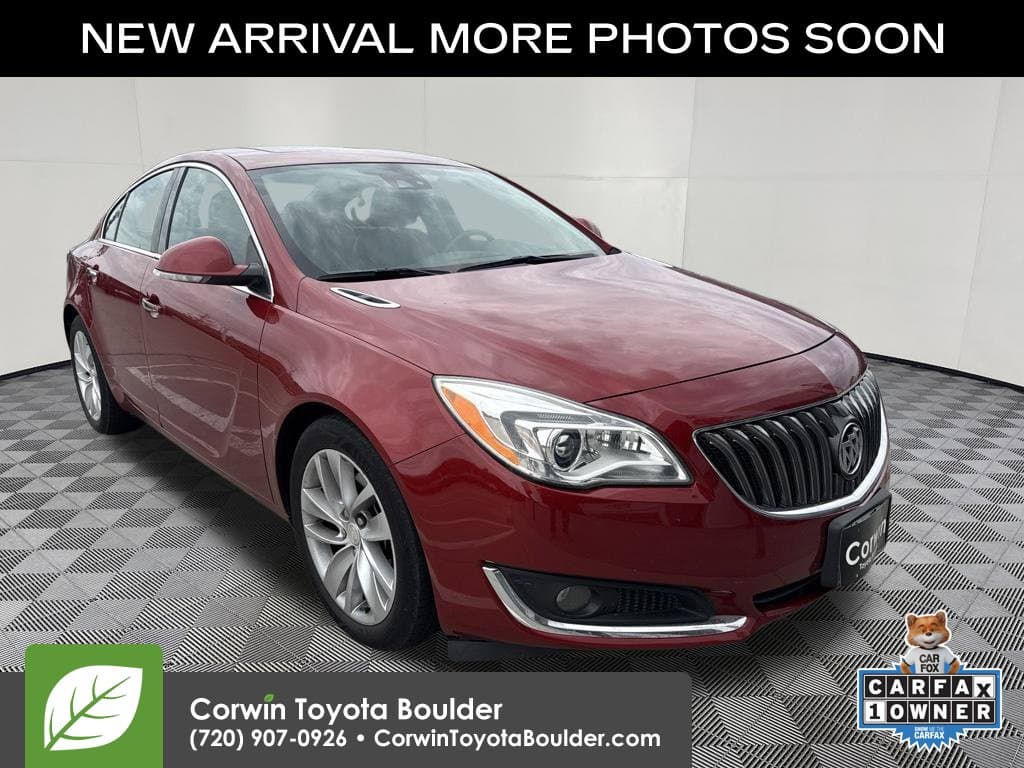 2014 Buick Regal Premium II — photo 1 of 15