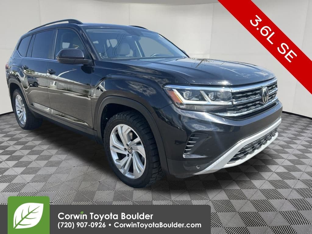 2023 Volkswagen Atlas 3.6L V6 SE w/Technology — photo 1 of 32