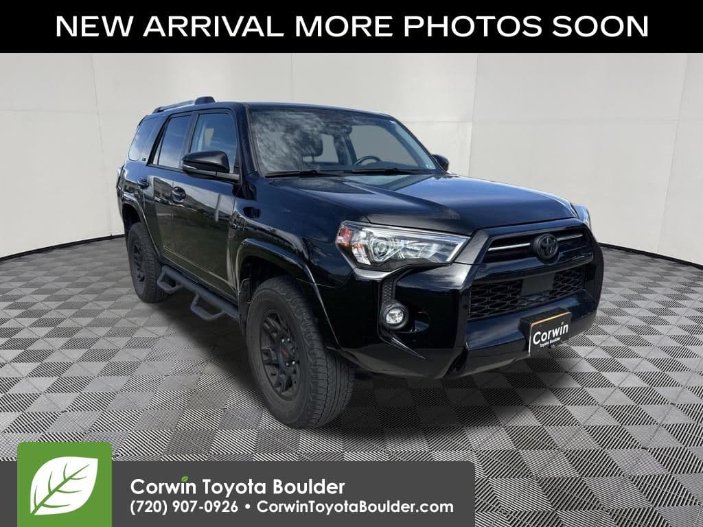 2024 Toyota 4Runner SR5 Premium — photo 1 of 14