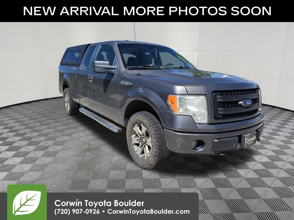 2013 Ford F-150 STX — photo 1 of 14