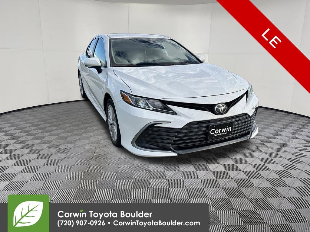 2024 Toyota Camry LE — photo 1 of 12