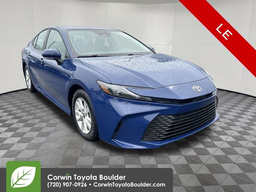 2025 Toyota Camry LE — photo 1 of 31