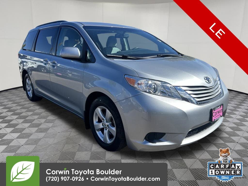 2015 Toyota Sienna LE — photo 1 of 33