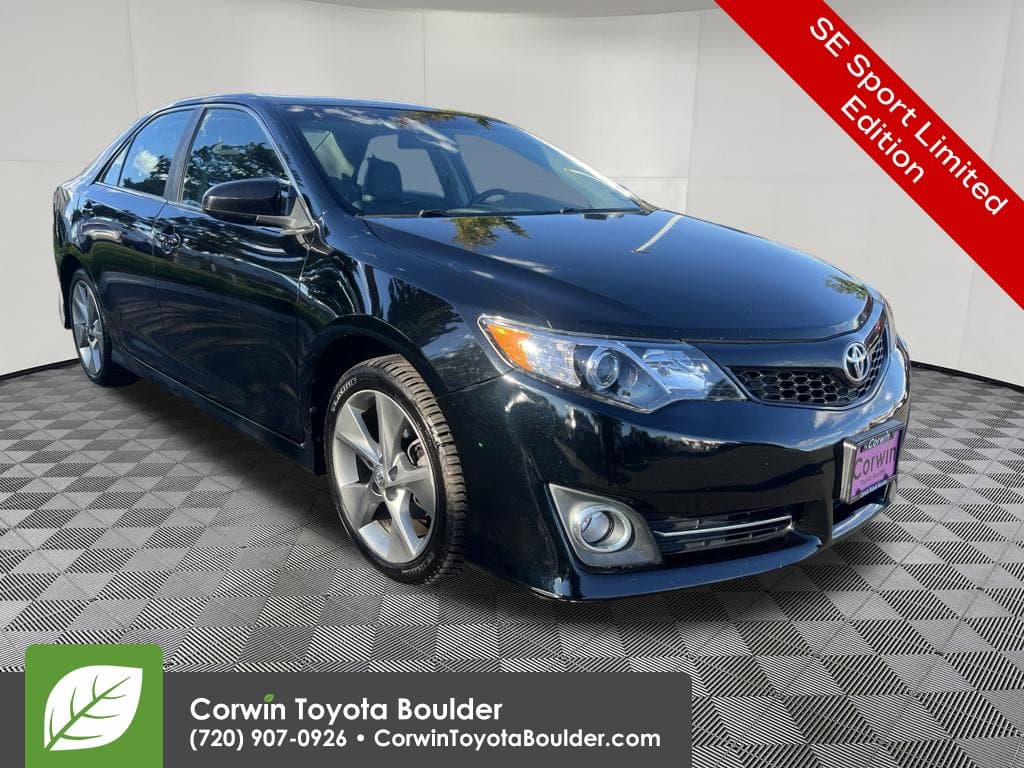 2012 Toyota Camry SE Sport Limited Edition — photo 1 of 34