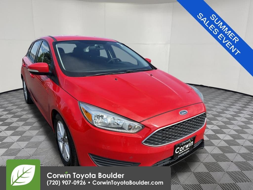 2015 Ford Focus SE — photo 1 of 28