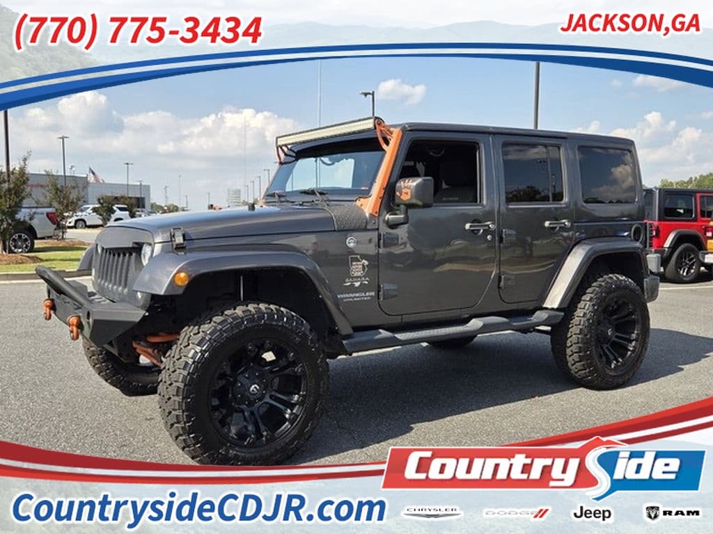 2017 Jeep Wrangler Sahara — photo 1 of 26