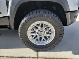 Extra Photo