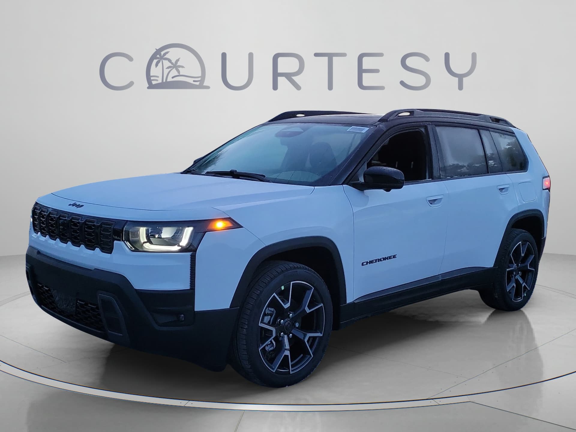2026 Jeep Cherokee Overland — photo 1 of 42