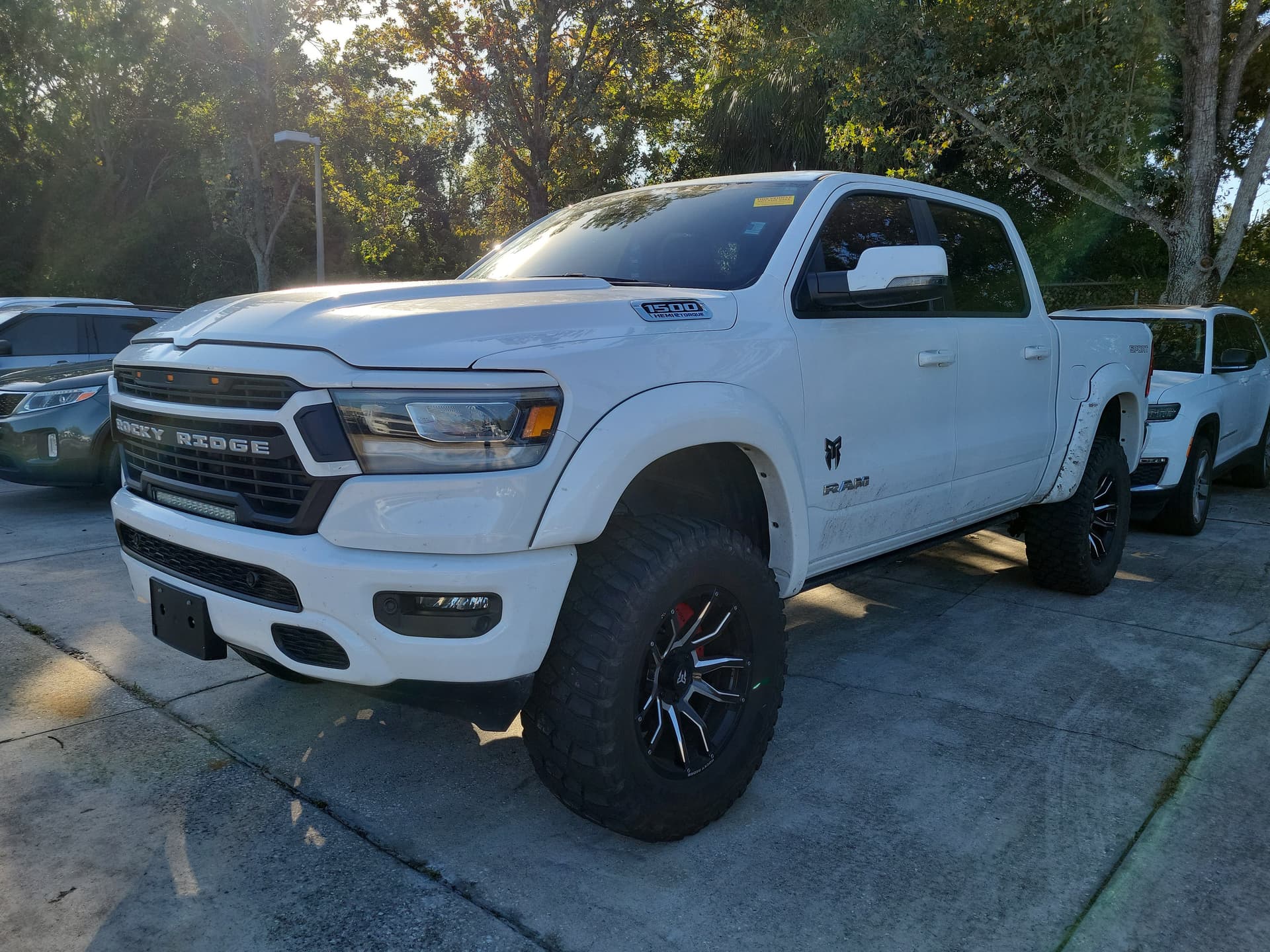 2023 RAM 1500 Big Horn — photo 1 of 5
