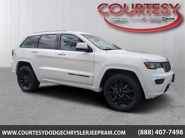 Foto de 2020 Jeep Grand Cherokee Altitude